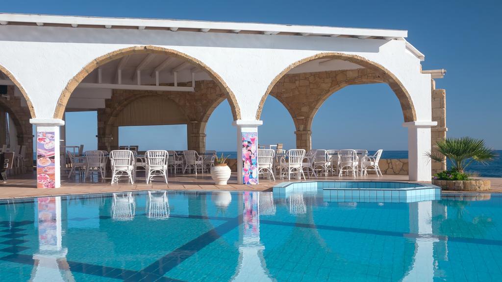 Pyrgos Beach Hotel Apartments Malia Eksteriør billede