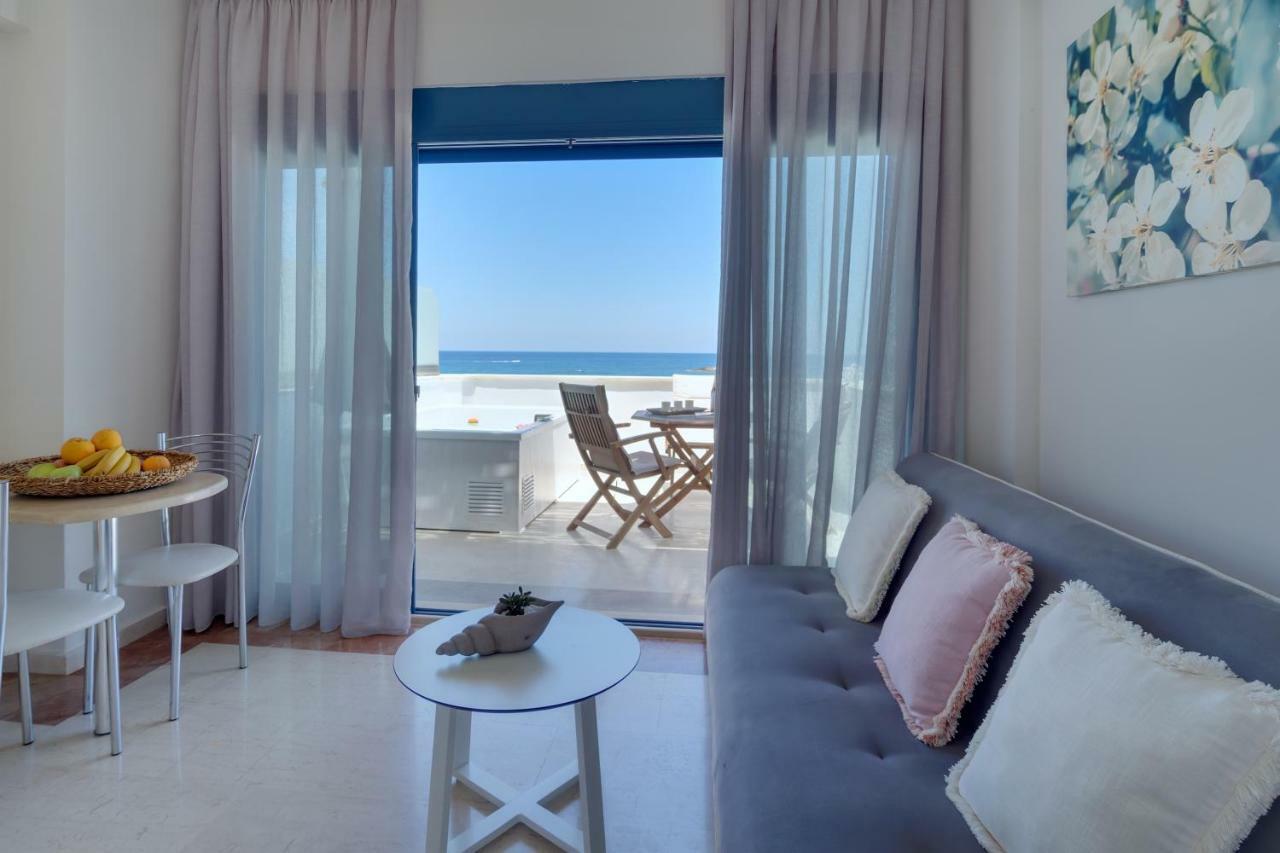 Pyrgos Beach Hotel Apartments Malia Eksteriør billede