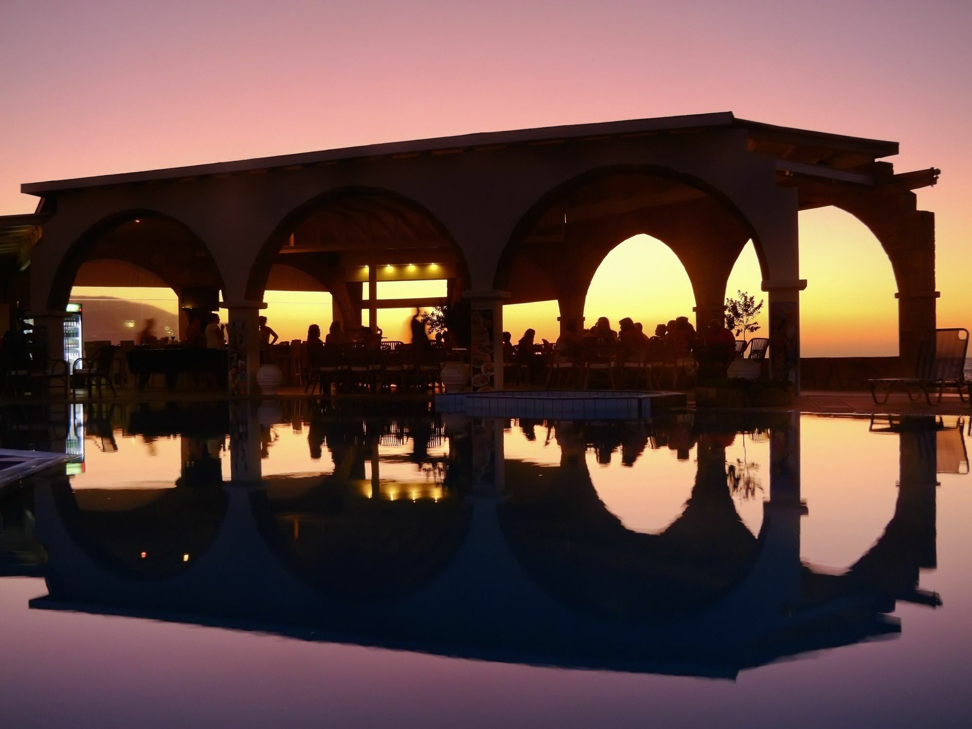 Pyrgos Beach Hotel Apartments Malia Eksteriør billede
