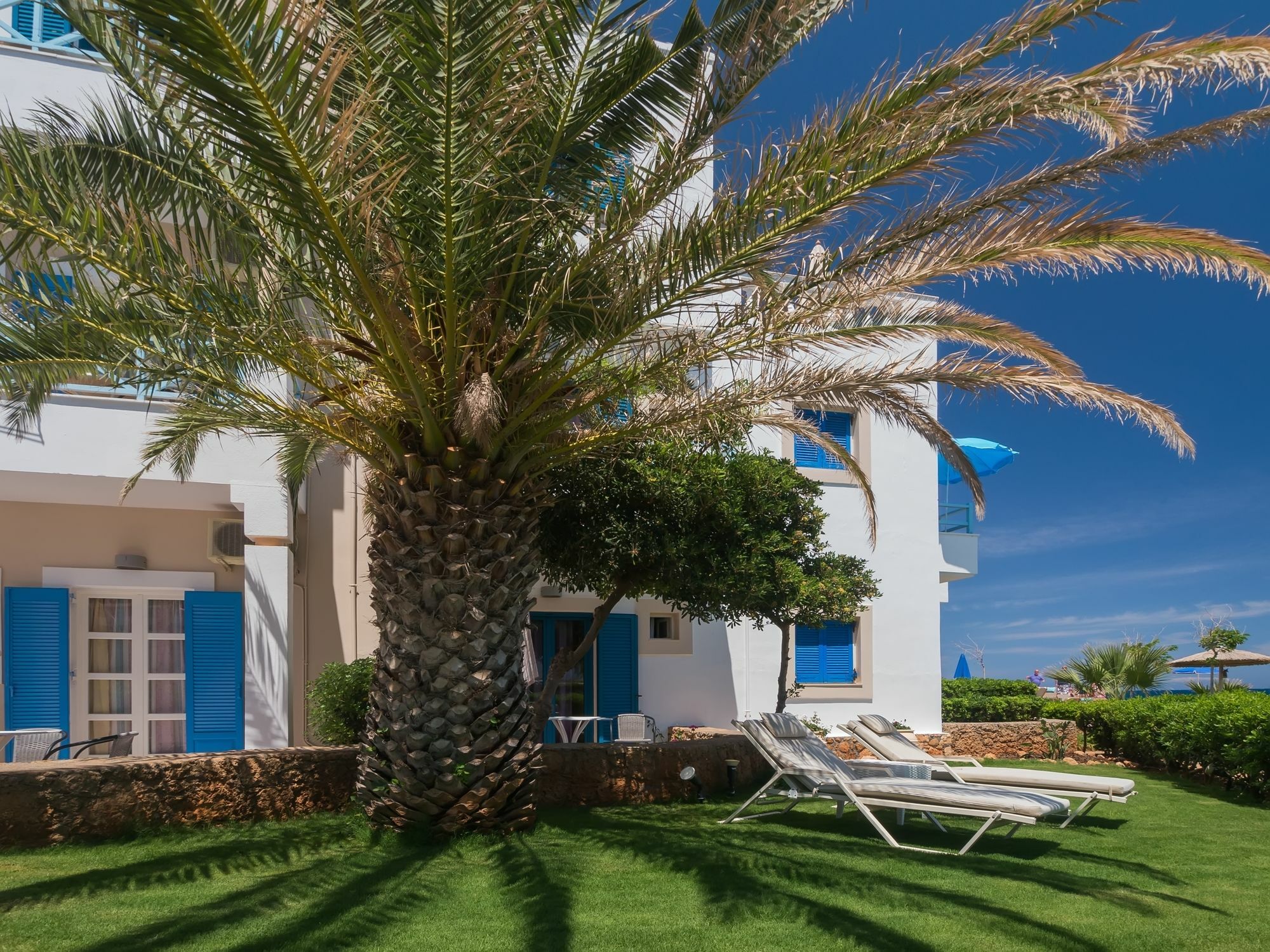 Pyrgos Beach Hotel Apartments Malia Eksteriør billede